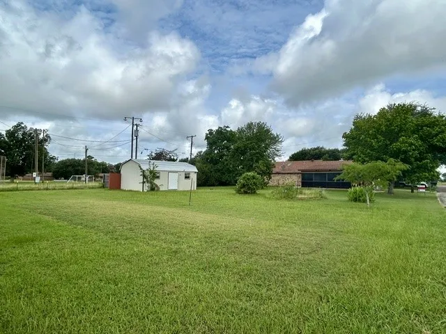 710 Cherry Drive Groesbeck, TX 76642