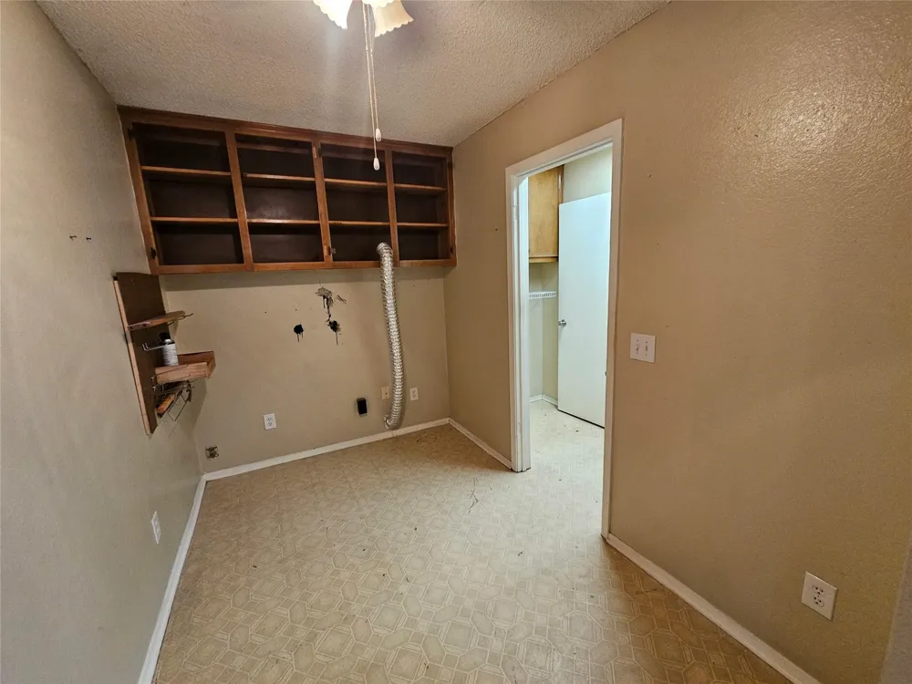 710 Cherry Drive Groesbeck, TX 76642
