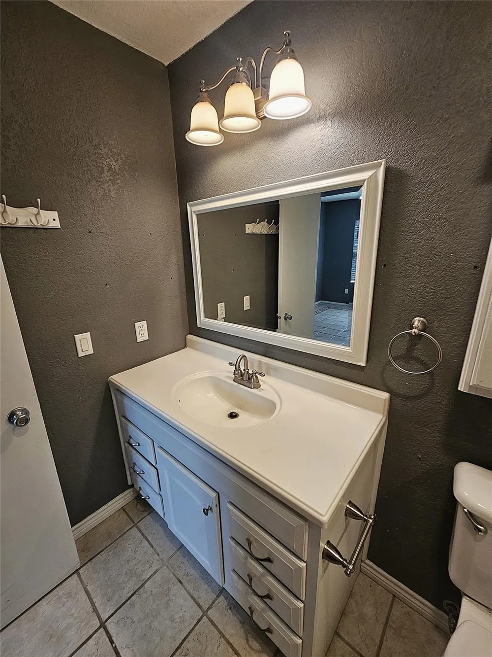 710 Cherry Drive Groesbeck, TX 76642