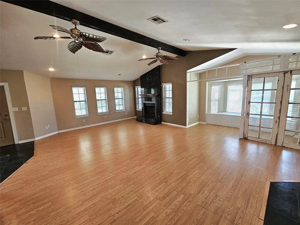 710 Cherry Drive Groesbeck, TX 76642