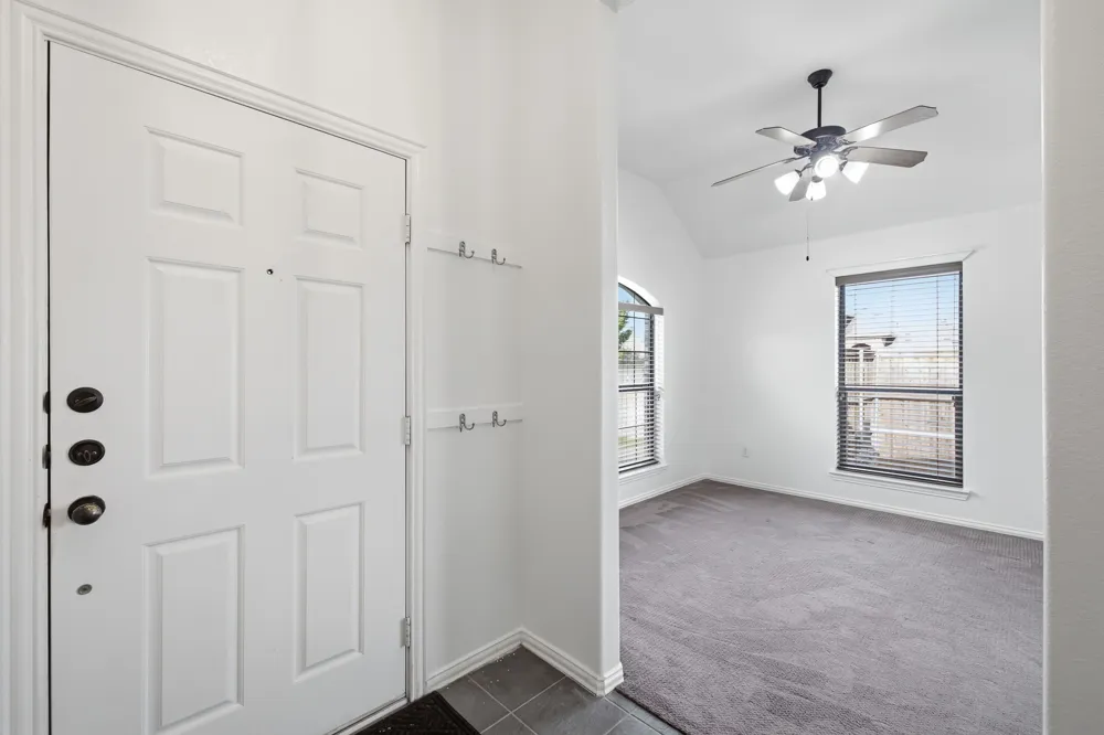 9101 Autumn Falls Drive Fort Worth, TX 76118