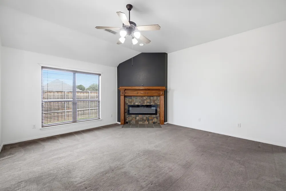 9101 Autumn Falls Drive Fort Worth, TX 76118