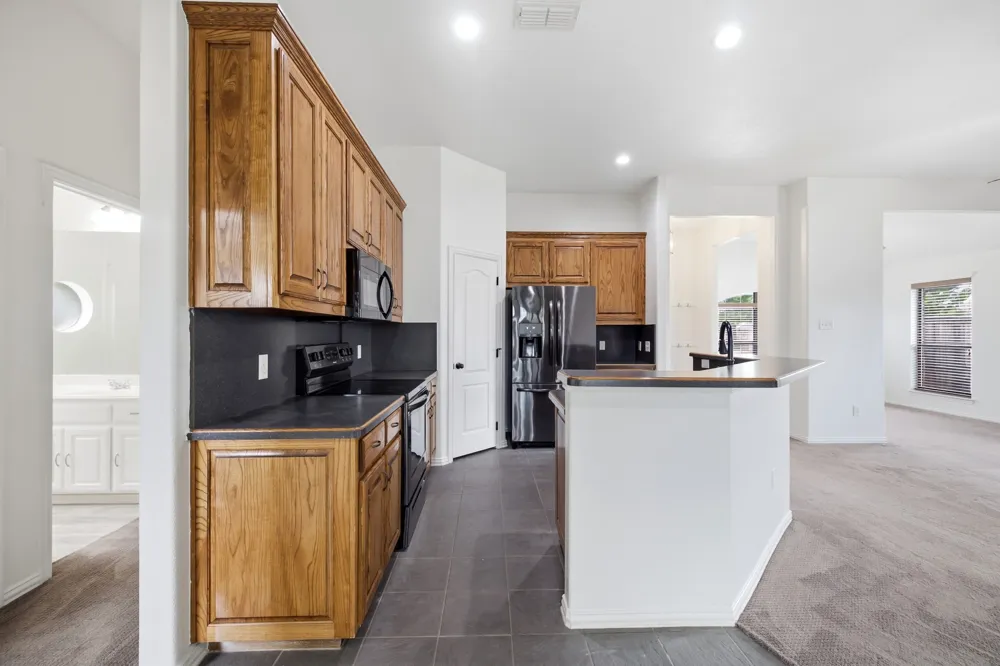 9101 Autumn Falls Drive Fort Worth, TX 76118