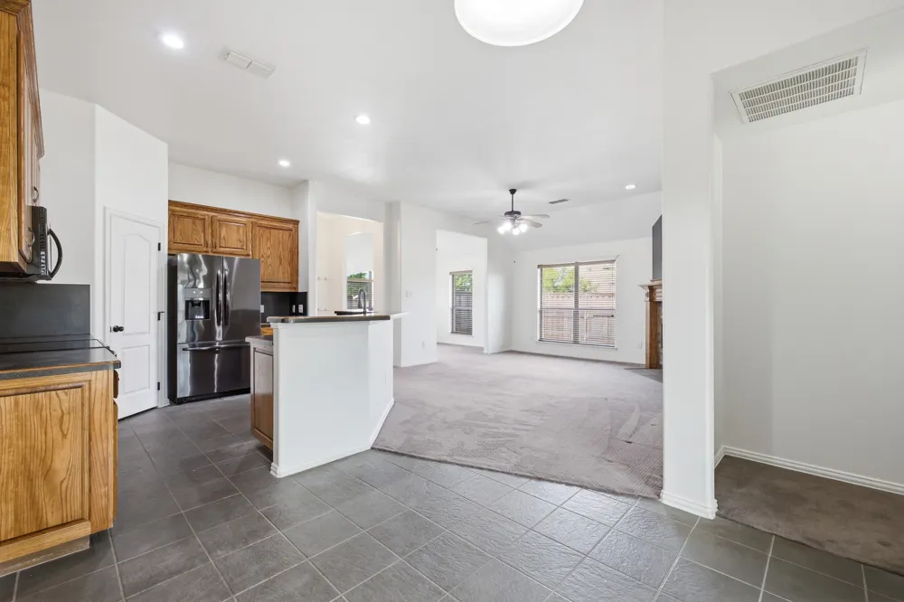 9101 Autumn Falls Drive Fort Worth, TX 76118