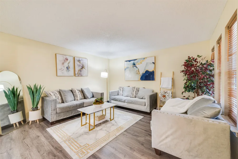 527 Towne House Lane Richardson, TX 75081