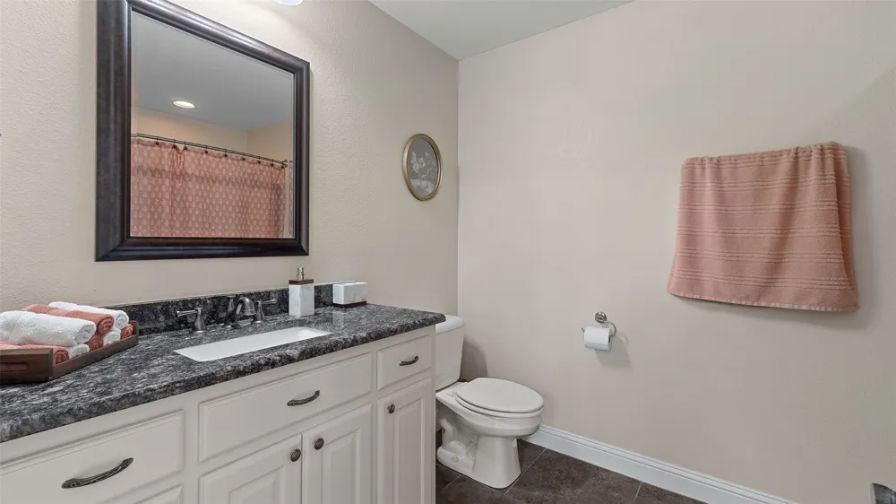 1411 County Road 4120 Atlanta, TX 75551