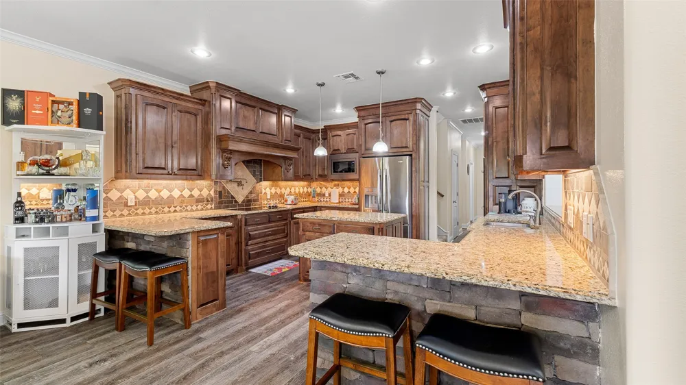 1411 County Road 4120 Atlanta, TX 75551