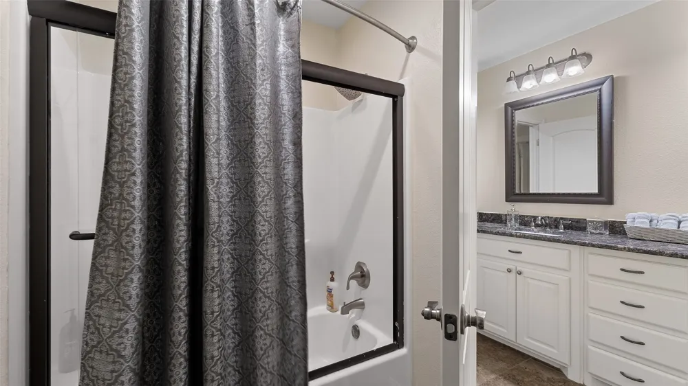 1411 County Road 4120 Atlanta, TX 75551