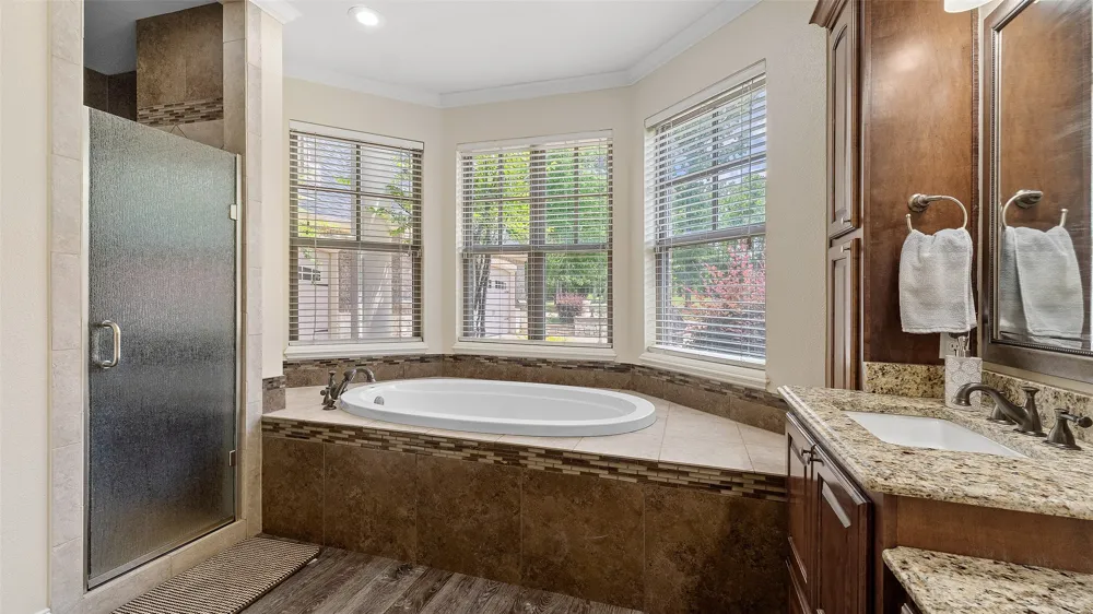 1411 County Road 4120 Atlanta, TX 75551