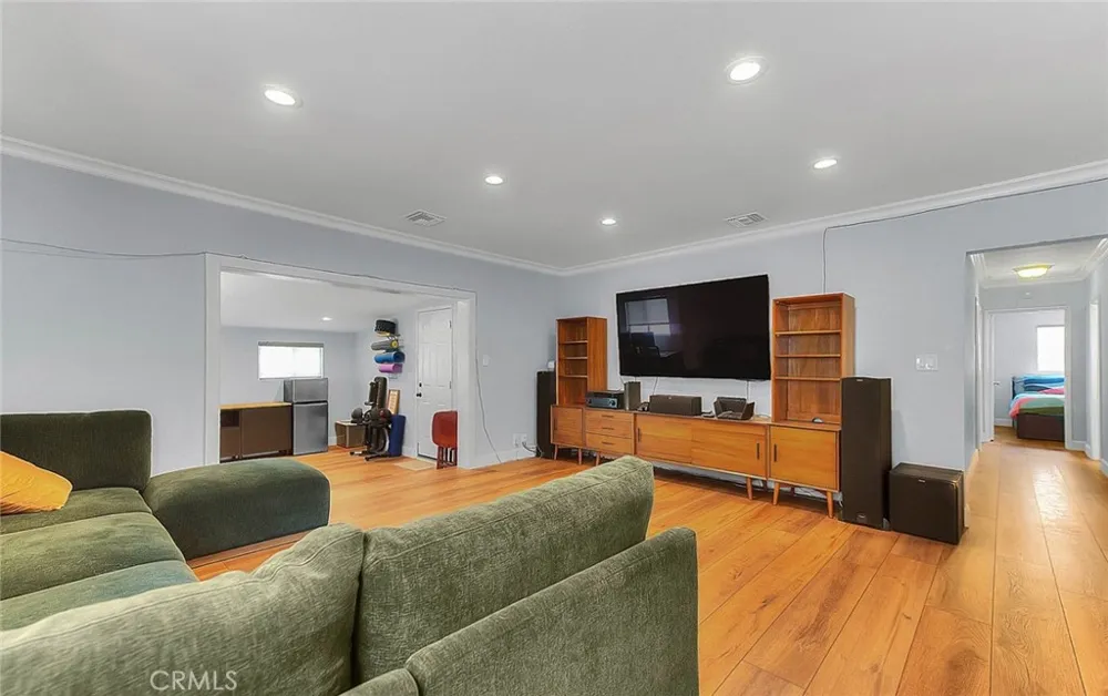 1342 W Southgate Fullerton, CA 92833