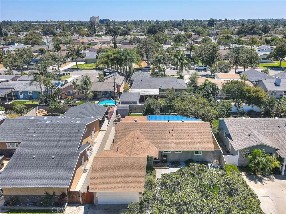 1342 W Southgate Fullerton, CA 92833