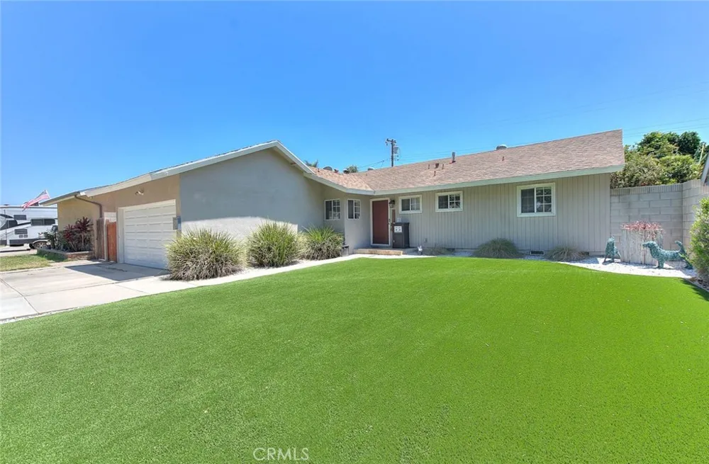 1342 W Southgate Fullerton, CA 92833