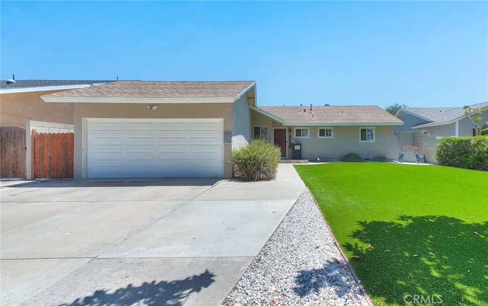 1342 W Southgate Fullerton, CA 92833