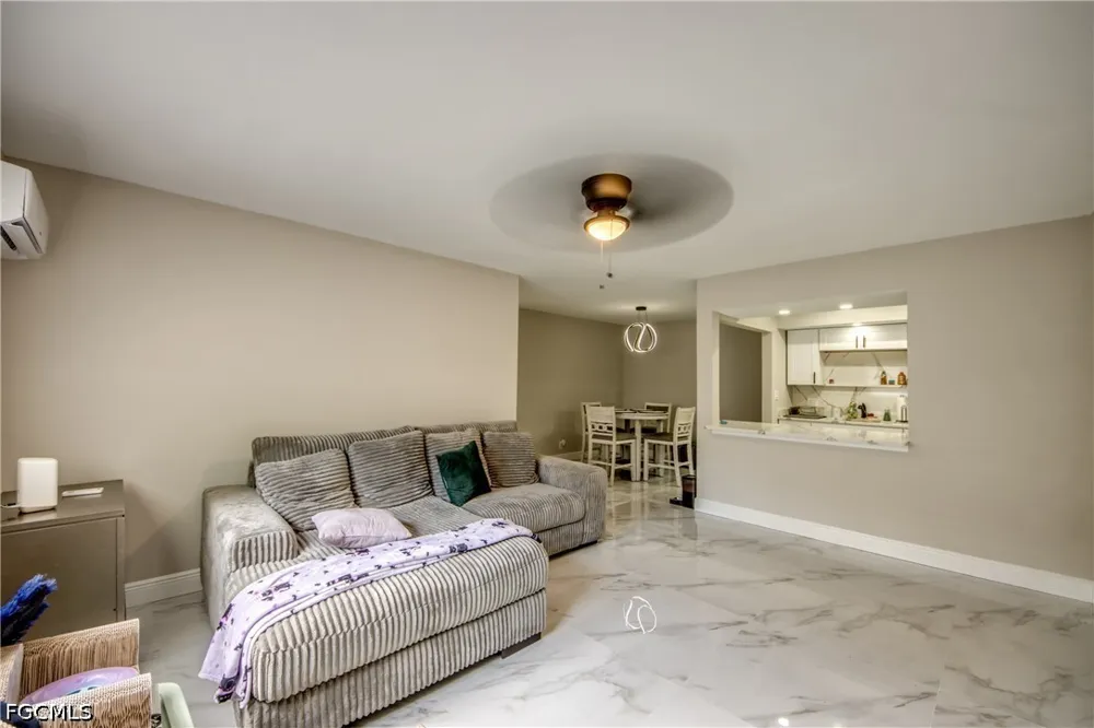 1st Street #107 Fort Myers, FL 33901