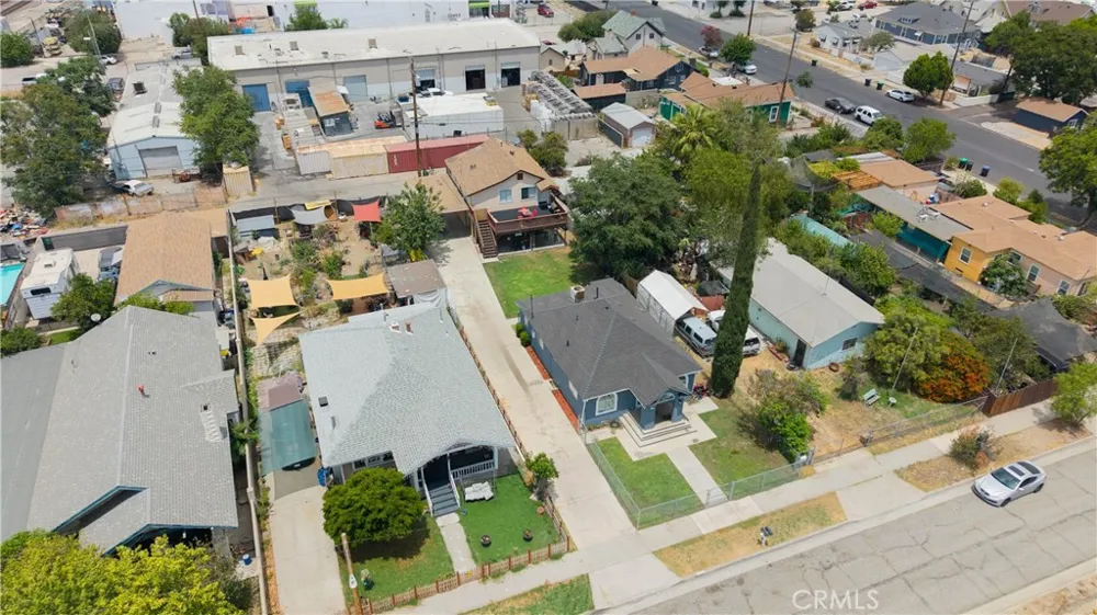 243 W C STREET Colton, CA 92324