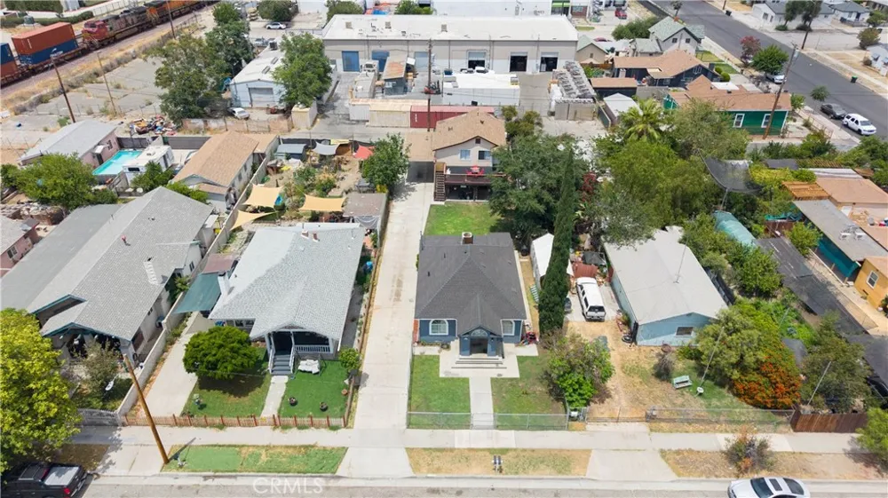 243 W C STREET Colton, CA 92324