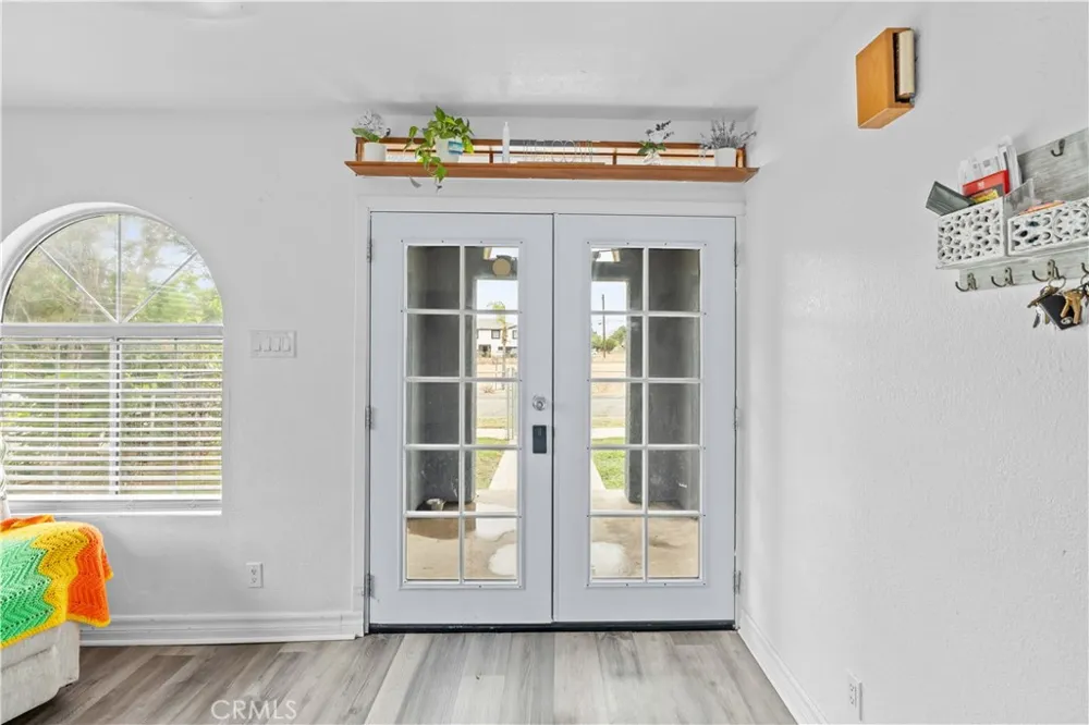 243 W C STREET Colton, CA 92324