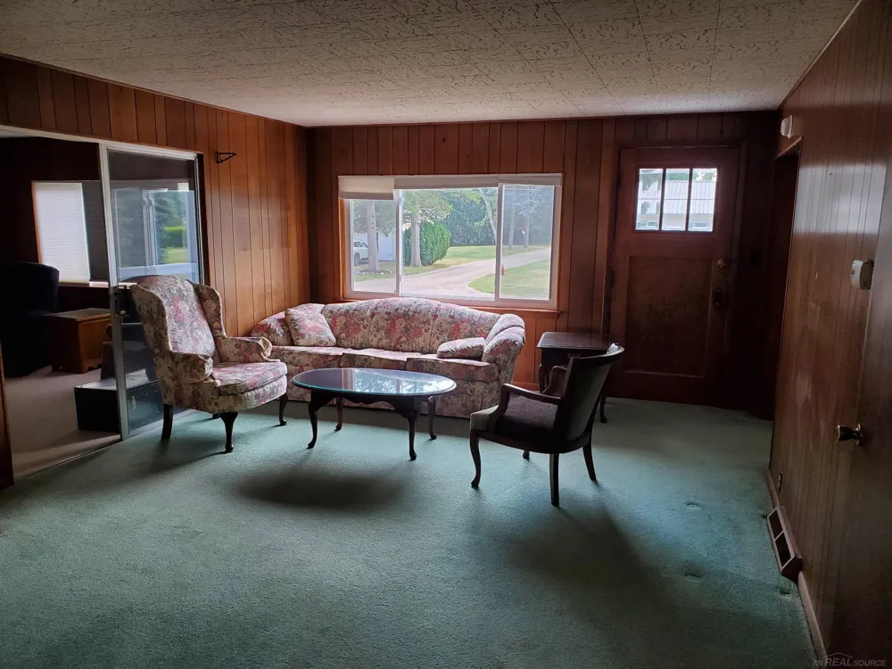 7643 Freidt Avenue Worth Township, MI 48450