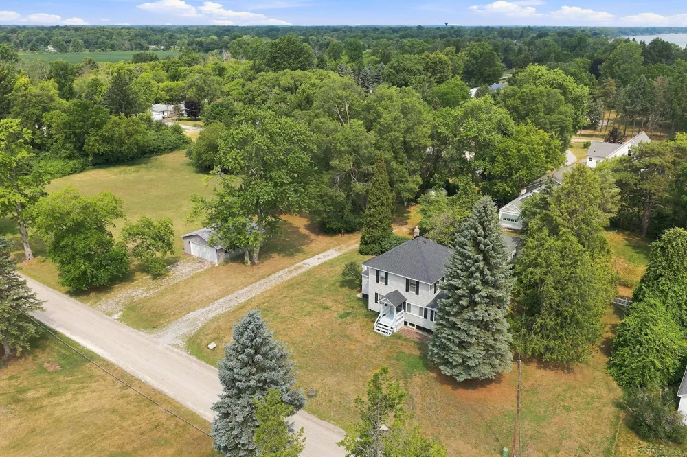 7643 Freidt Avenue Worth Township, MI 48450
