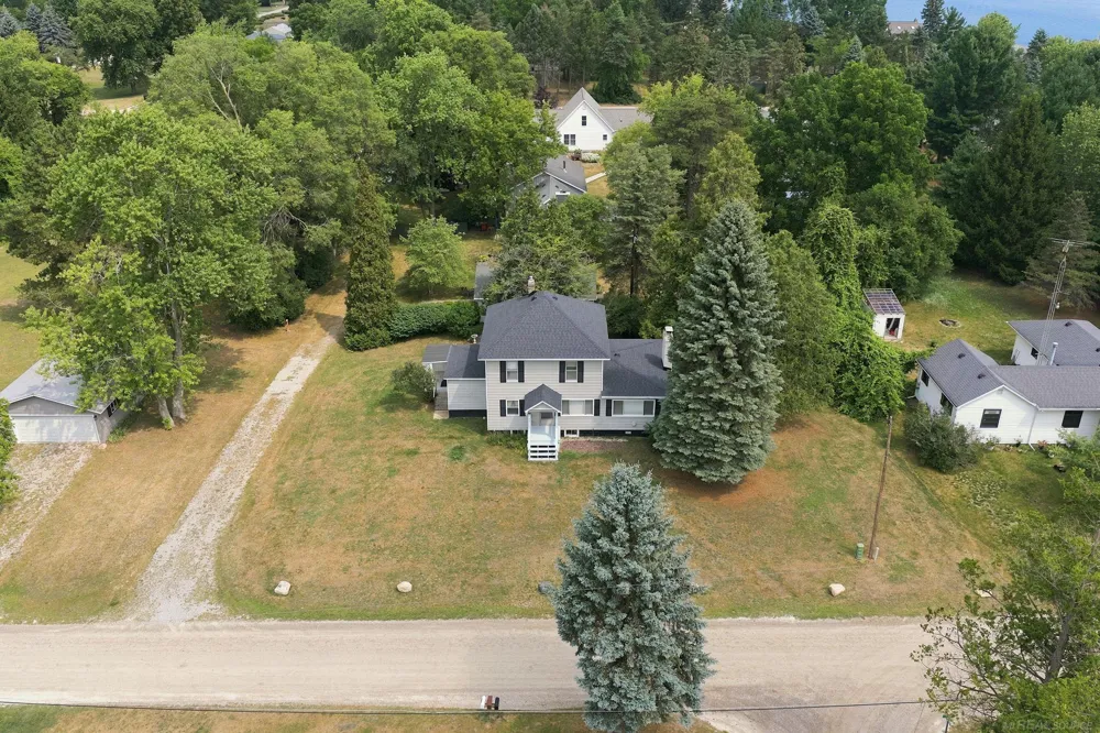 7643 Freidt Avenue Worth Township, MI 48450