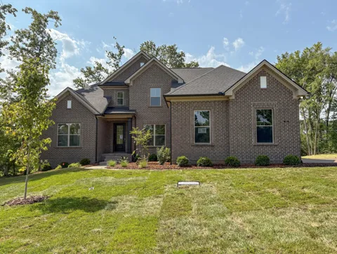 503 Claire Ct