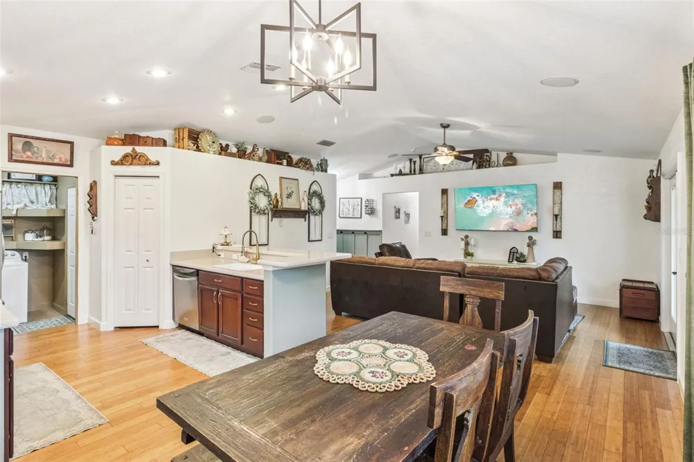 214 MOUNTAIN DRIVE Babson Park, FL 33827
