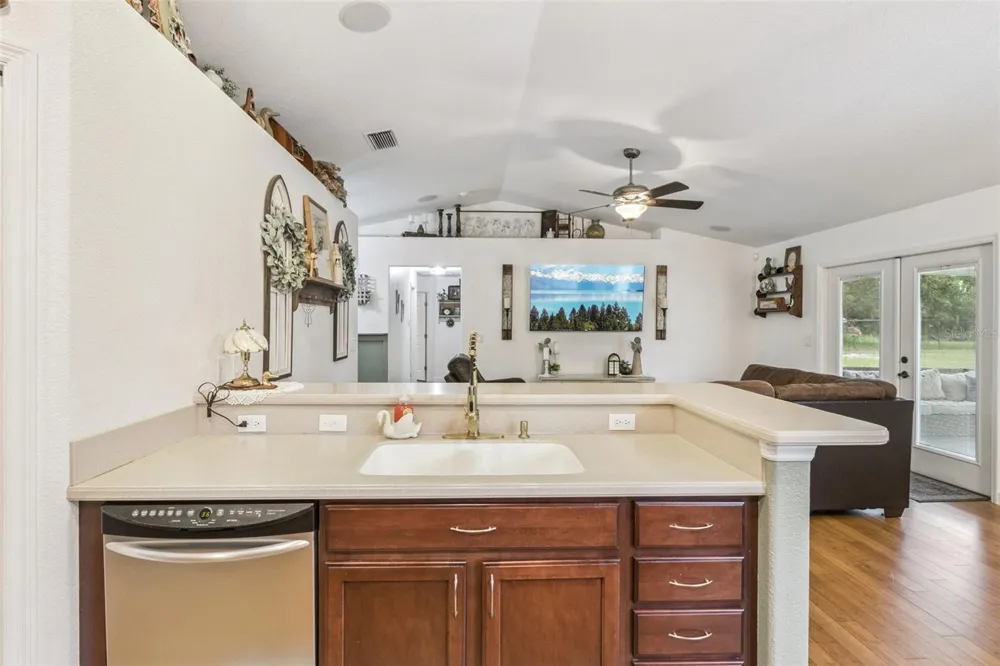 214 MOUNTAIN DRIVE Babson Park, FL 33827