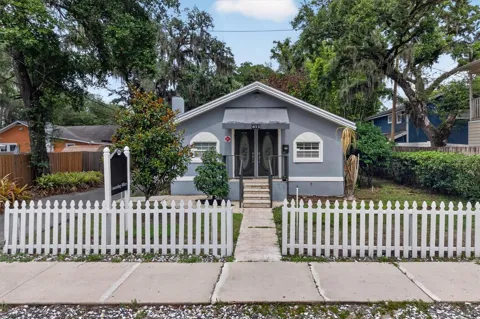 813 FERN CREEK AVENUE