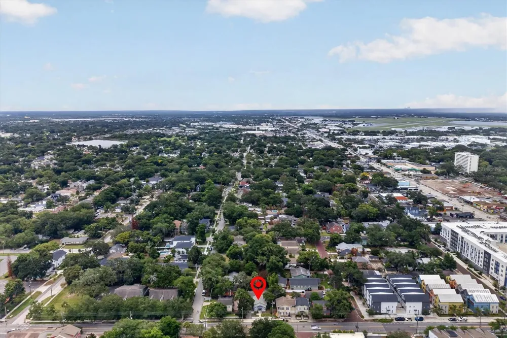 813 FERN CREEK AVENUE Orlando, FL 32803
