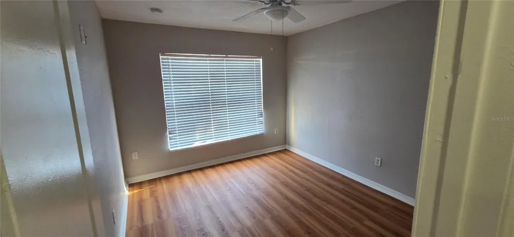 6807 E NORTH BAY STREET Tampa, FL 33610