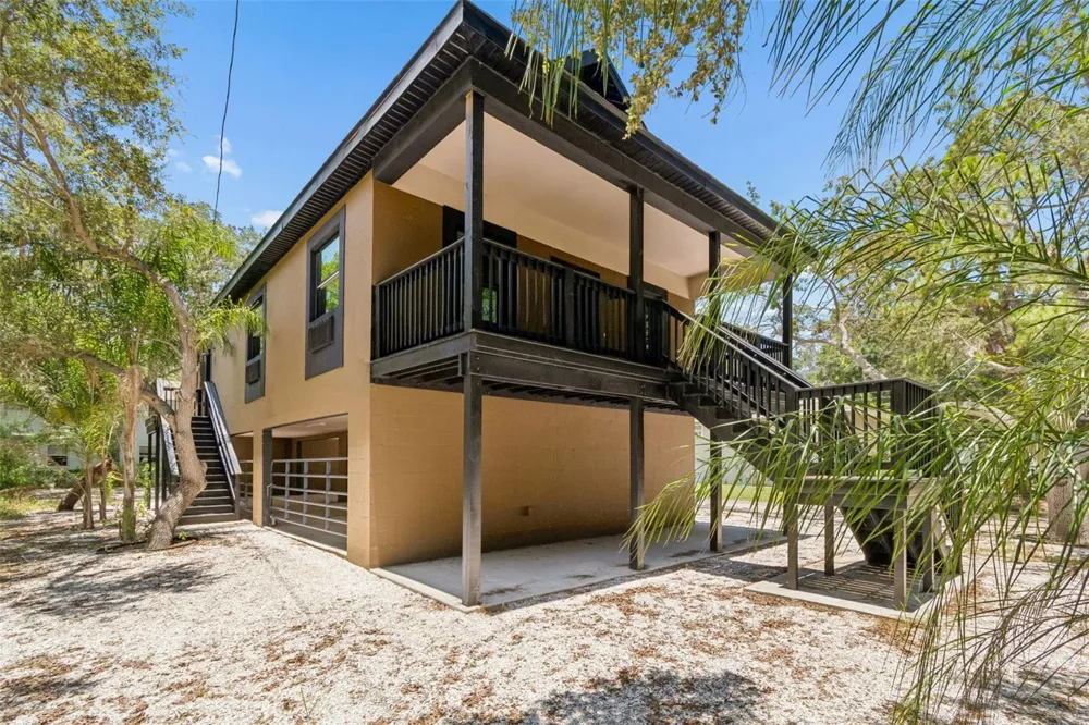 16288 48TH ST N Clearwater, FL 33762