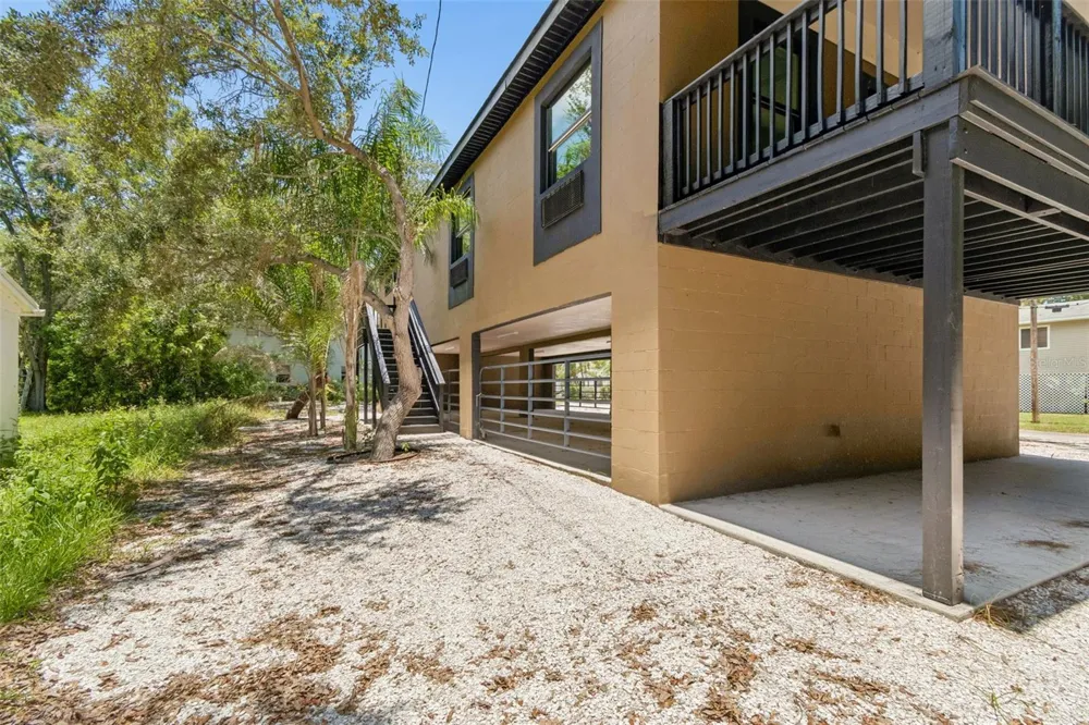 16288 48TH ST N Clearwater, FL 33762