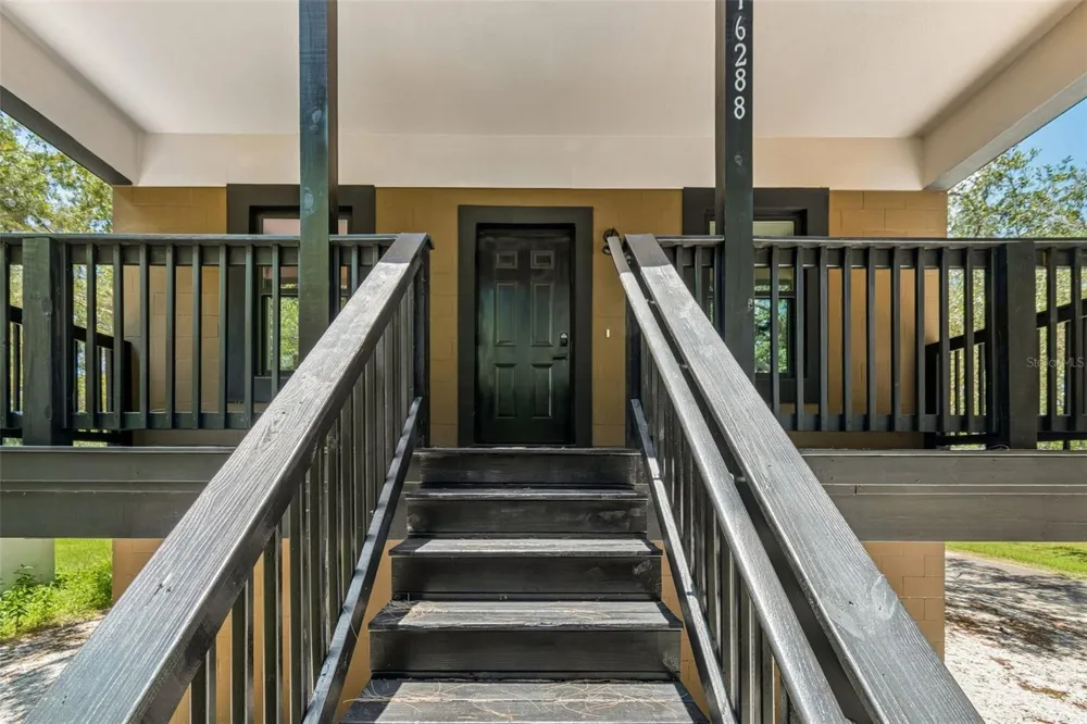 16288 48TH ST N Clearwater, FL 33762