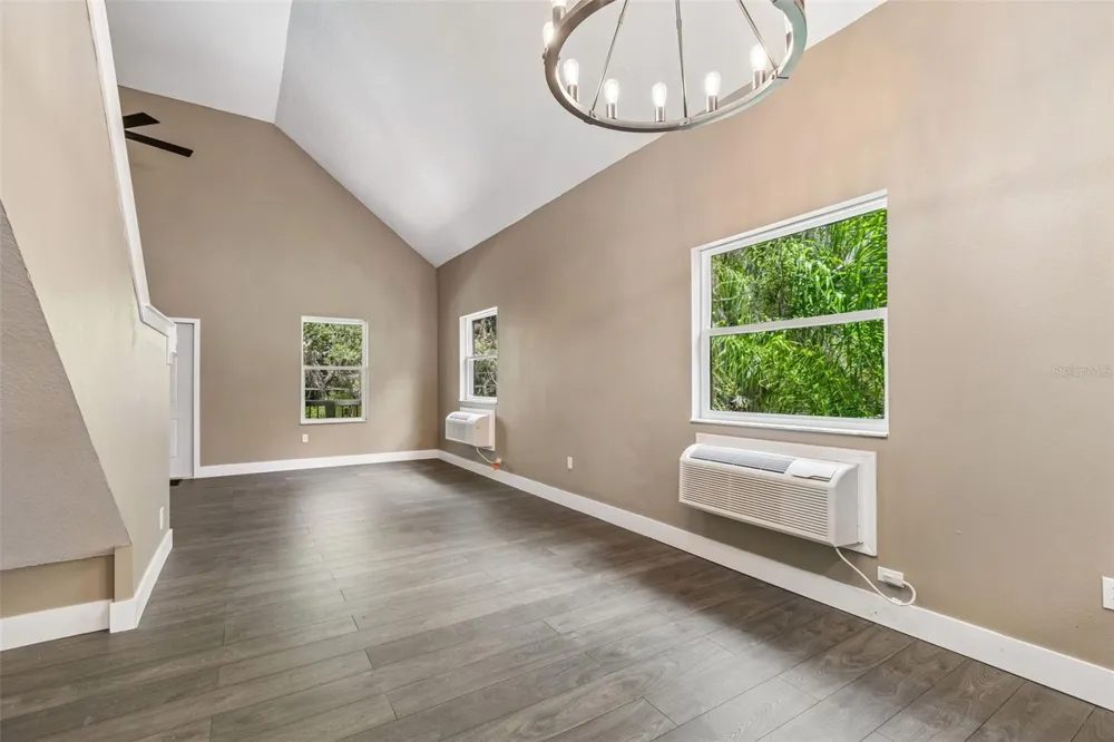 16288 48TH ST N Clearwater, FL 33762