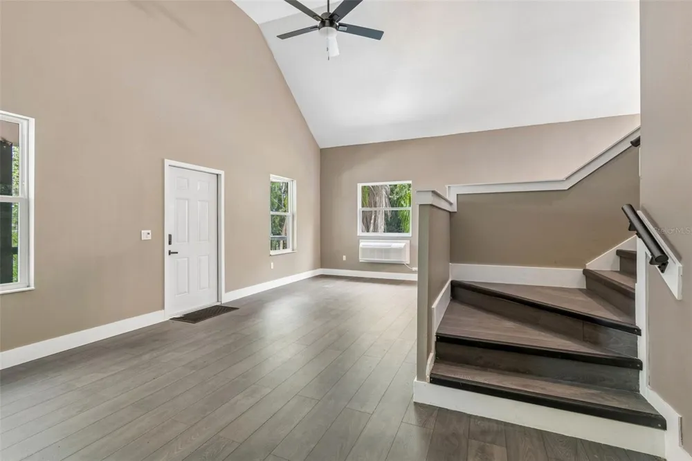 16288 48TH ST N Clearwater, FL 33762