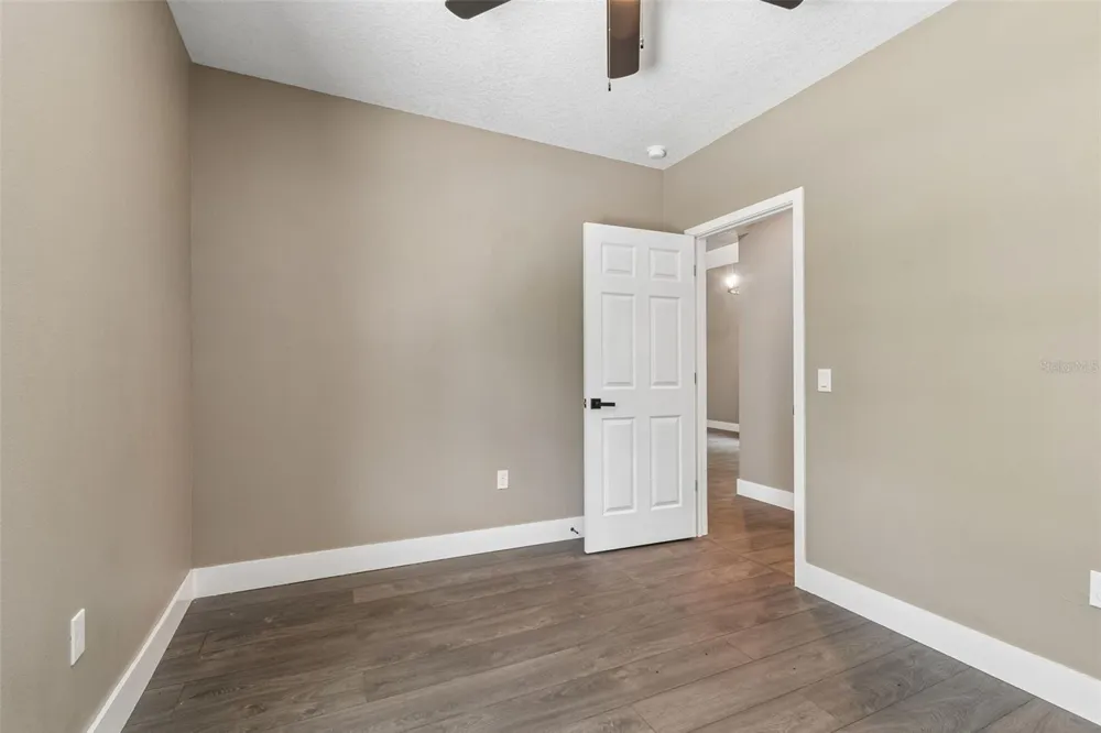 16288 48TH ST N Clearwater, FL 33762