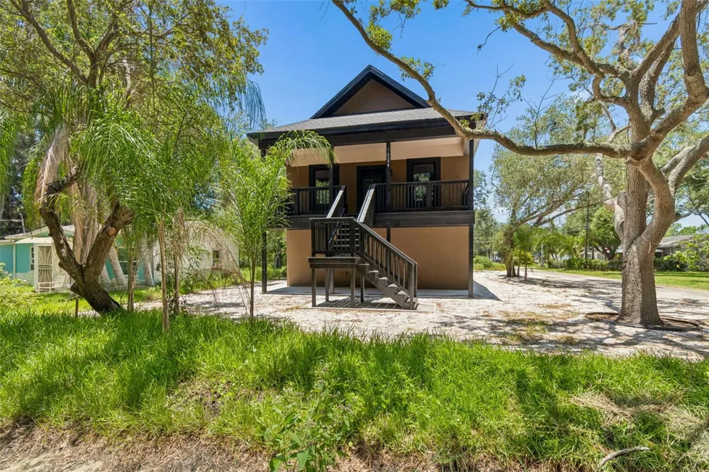 16288 48TH ST N Clearwater, FL 33762