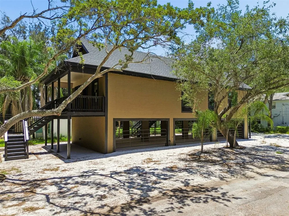 16288 48TH ST N Clearwater, FL 33762