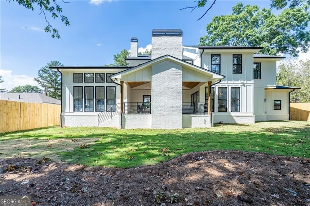 1653 Pamela DR NE Brookhaven, GA 30319