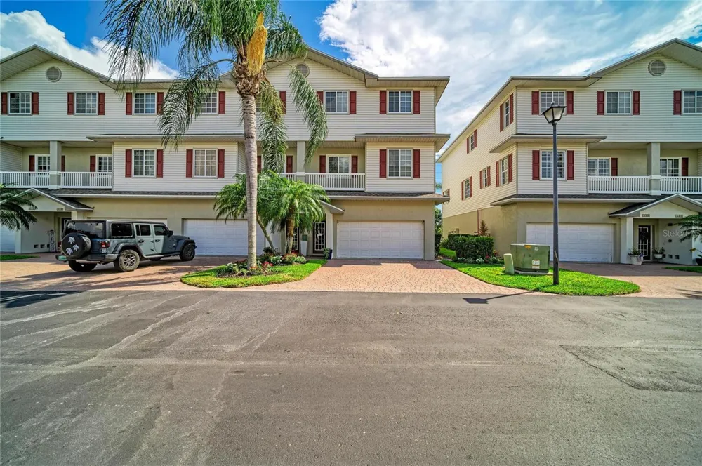 3607 10TH LANE W Palmetto, FL 34221