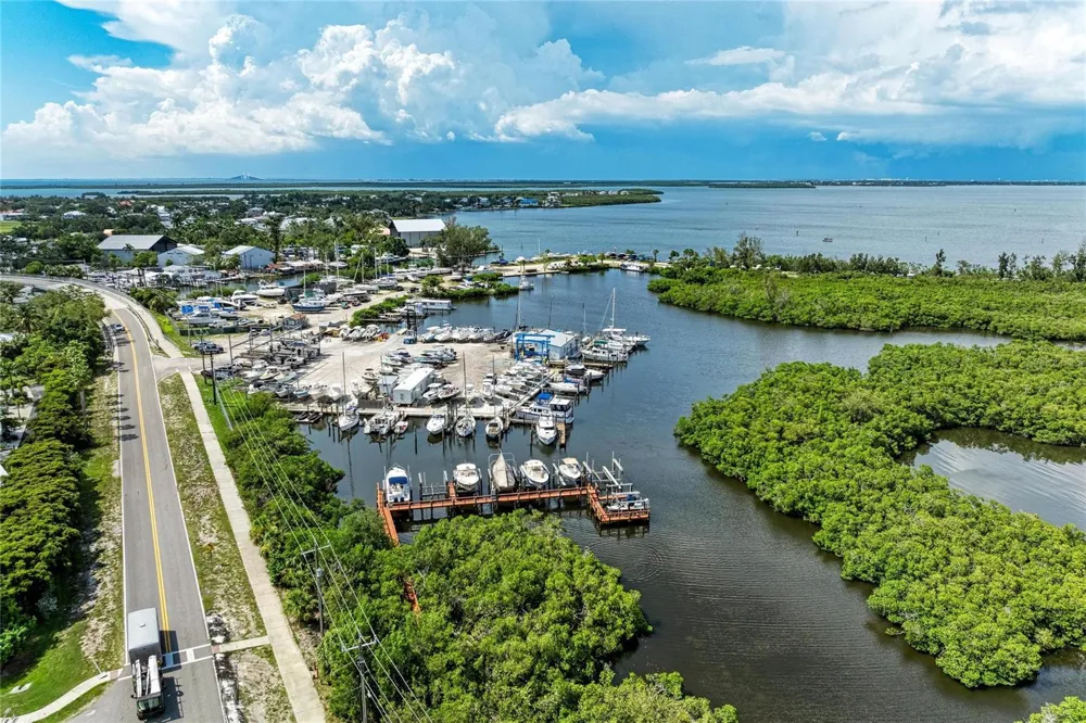 3607 10TH LANE W Palmetto, FL 34221