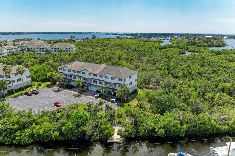 3607 10TH LANE W Palmetto, FL 34221