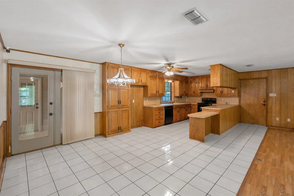 741 VZ County Road 4134 Canton, TX 75103