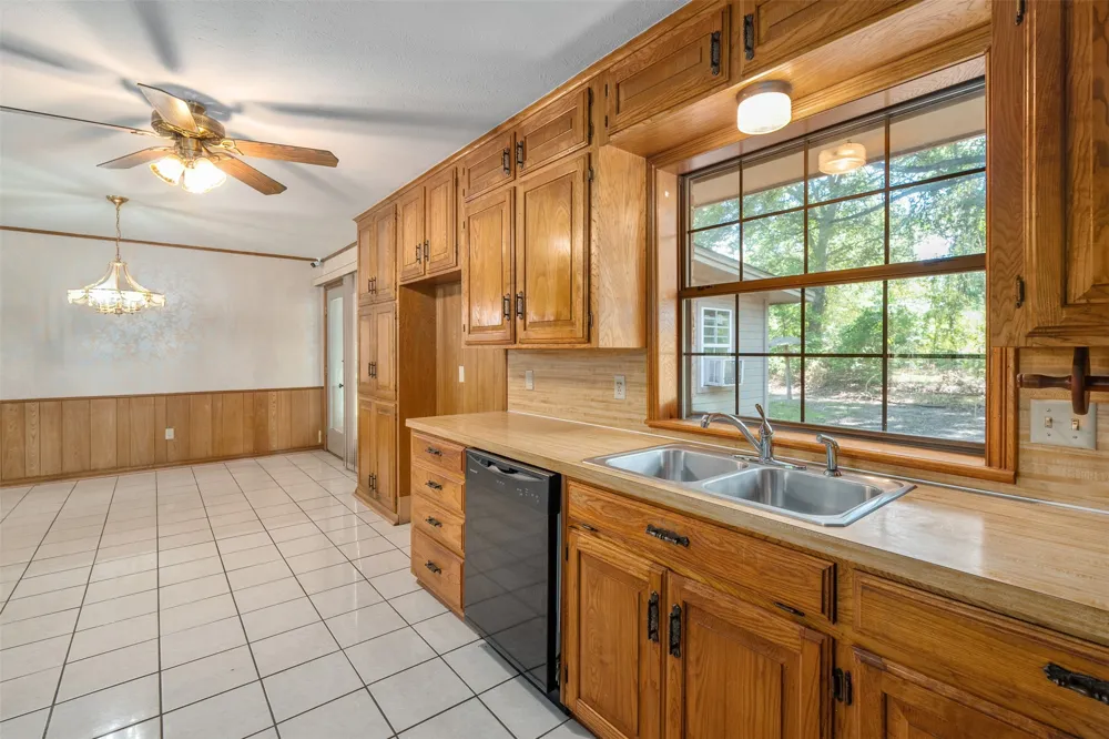 741 VZ County Road 4134 Canton, TX 75103