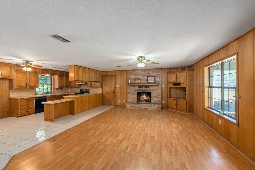 741 VZ County Road 4134 Canton, TX 75103
