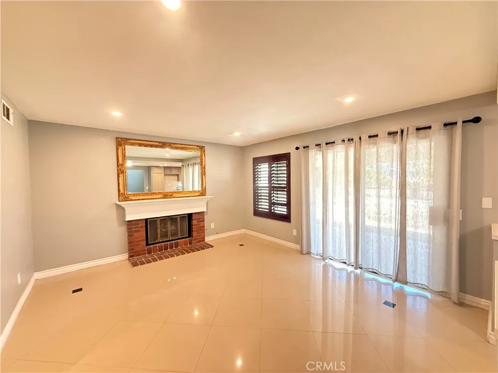 964 Summitridge Drive Diamond Bar, CA 91765