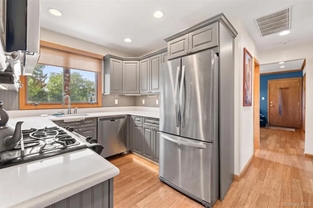 272 Grand Central Avenue Amityville, NY 11701