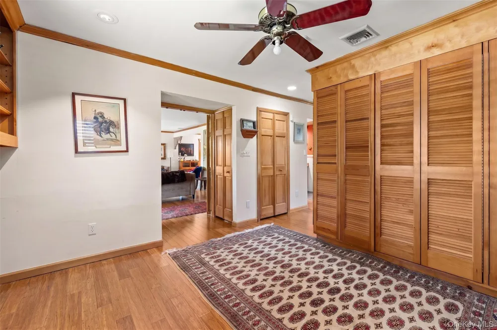 272 Grand Central Avenue Amityville, NY 11701