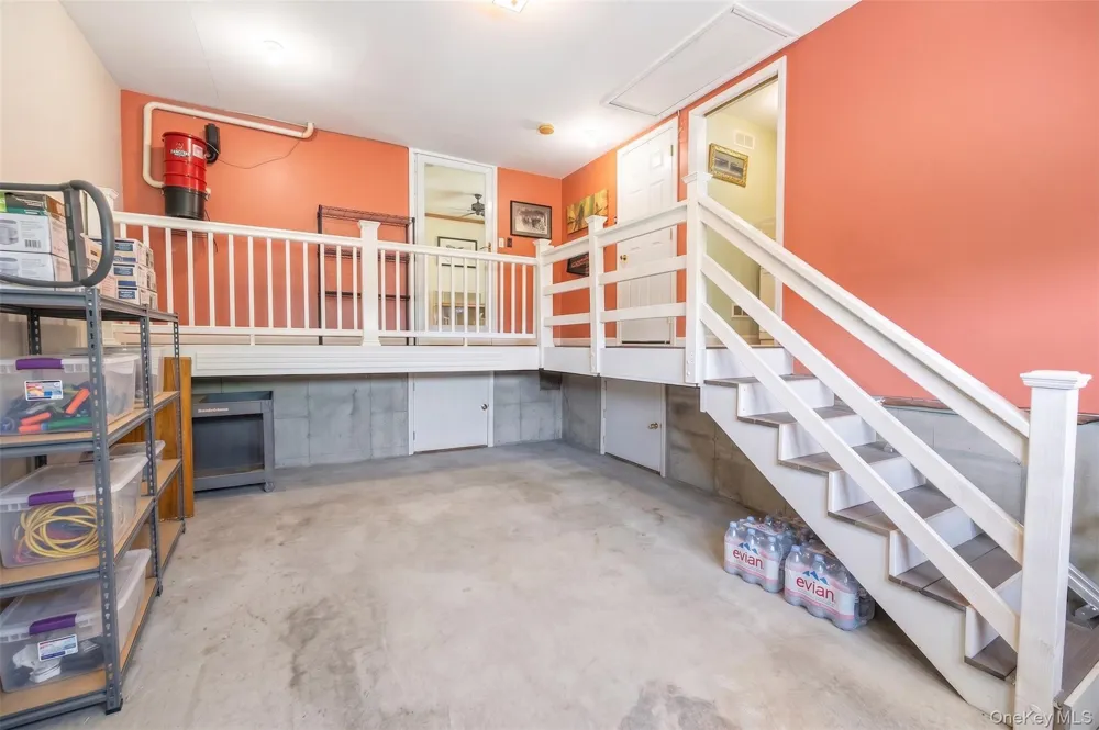 272 Grand Central Avenue Amityville, NY 11701