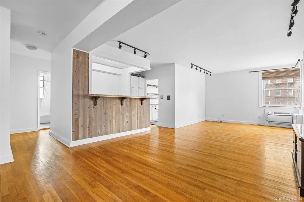 804 Bronx River Road #5A Bronxville, NY 10708